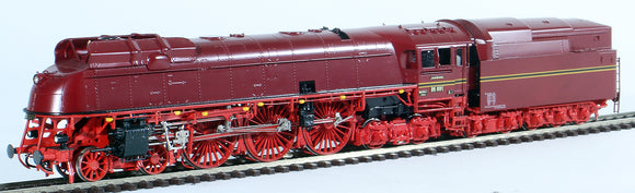 Micro Metakit 97102H German Streamlined Cab Forward DRB Class BR 05 Express Locomotive