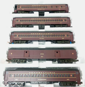 MTH O Gauge Model Trains MT-4018 PRR Madison Passenger Set: 3 Coaches; Baggage; Observation